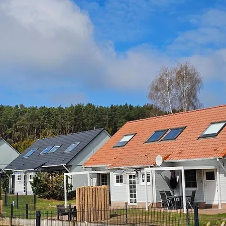 Familien Usedom Familie Stopp Haus 25 - Grosser Garten